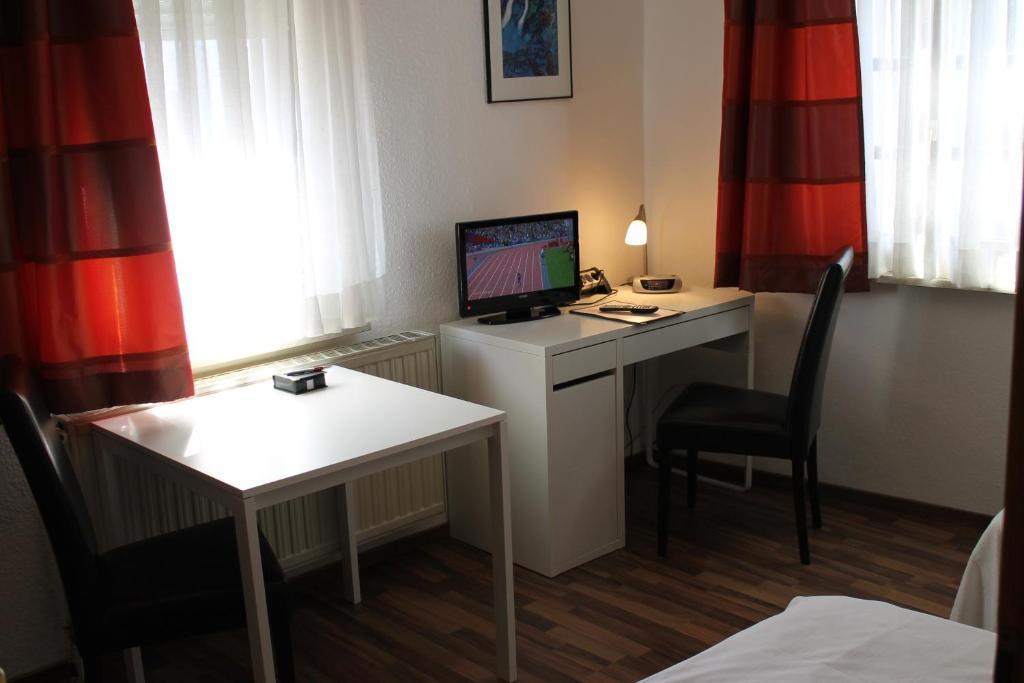 Zum Loewen Hotel Bad Homburg vor der Hohe Ruang foto